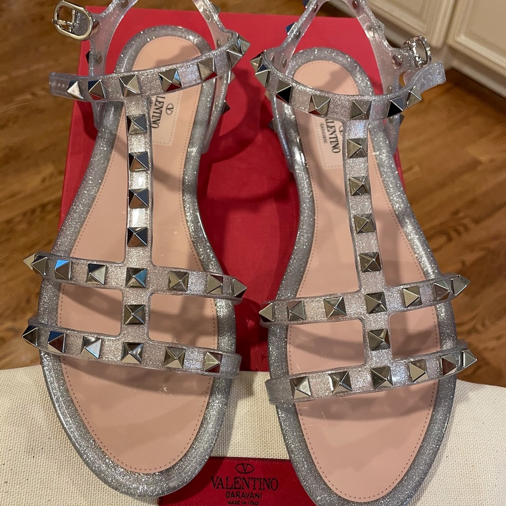 💯 Valentino Garavani Rockstud Slingback Sandal